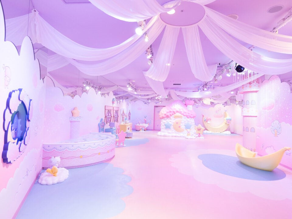 三麗鷗樂園雙子星琪琪和拉拉打卡點 三麗鷗樂園限量商品 東京三麗鷗彩虹樂園 東京三麗鷗迷必看 東京三麗鷗粉絲必看 東京三麗鷗樂園 三麗鷗彩虹樂園 三麗鷗樂園 東京三麗鷗 日本東京三麗鷗彩虹樂園遊樂設施 三麗鷗彩虹樂園周邊商品 三麗鷗彩虹樂園必吃美食 三麗鷗樂園亮點拍照打卡點